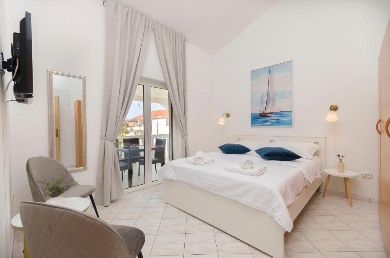 וודיצה Apartments Anton מראה חיצוני תמונה