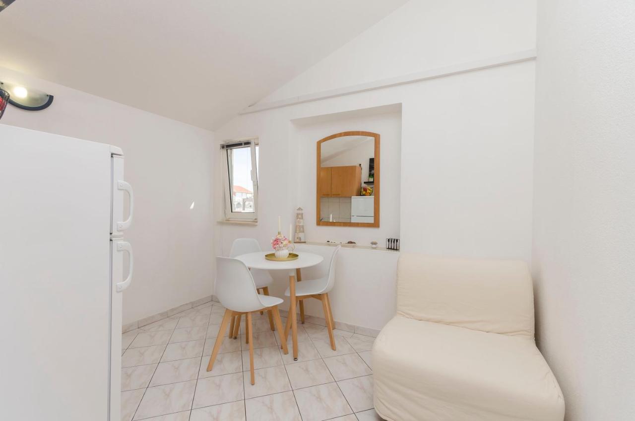 וודיצה Apartments Anton מראה חיצוני תמונה