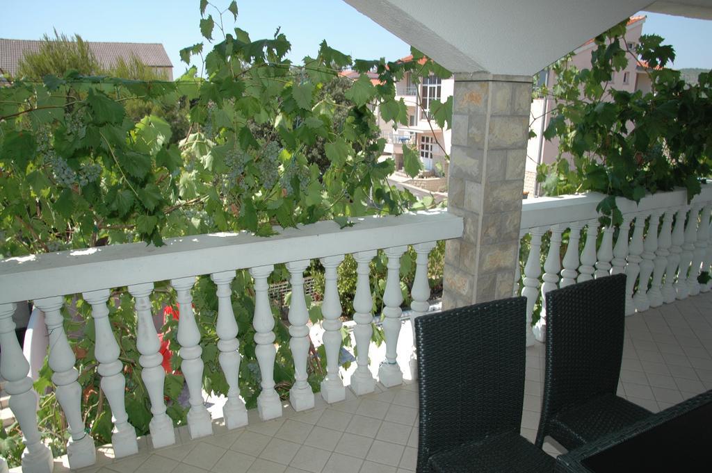 וודיצה Apartments Anton מראה חיצוני תמונה