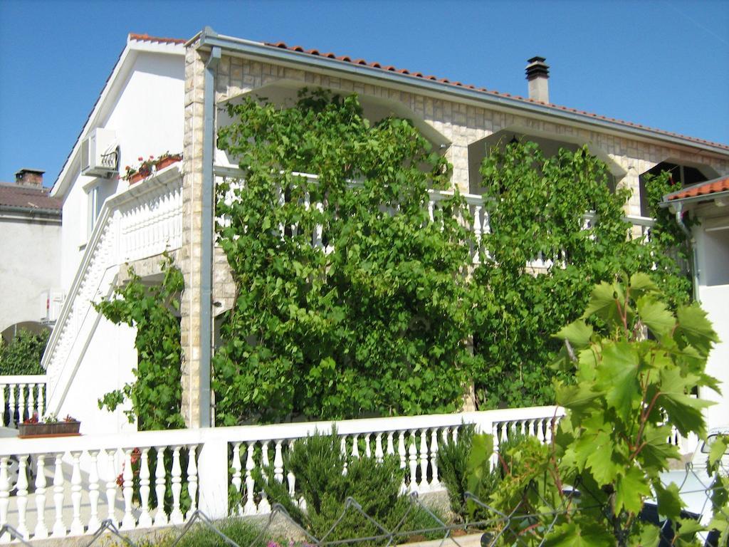 וודיצה Apartments Anton מראה חיצוני תמונה